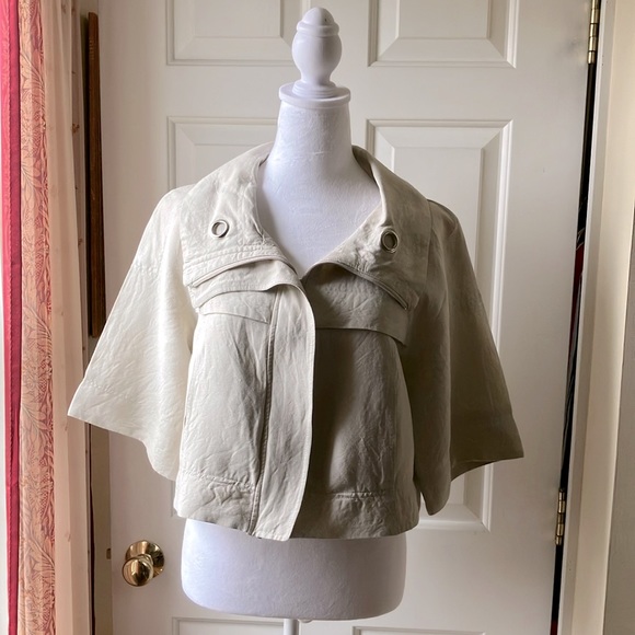 Sandro Linen Blend Short Jacket with 3/4 Sleeves - Picture 2 of 13